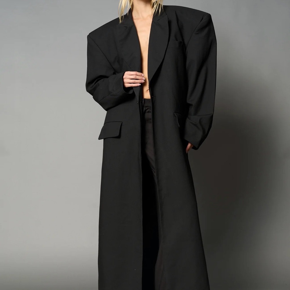 Namilia Black Oversized Blazer Coat
